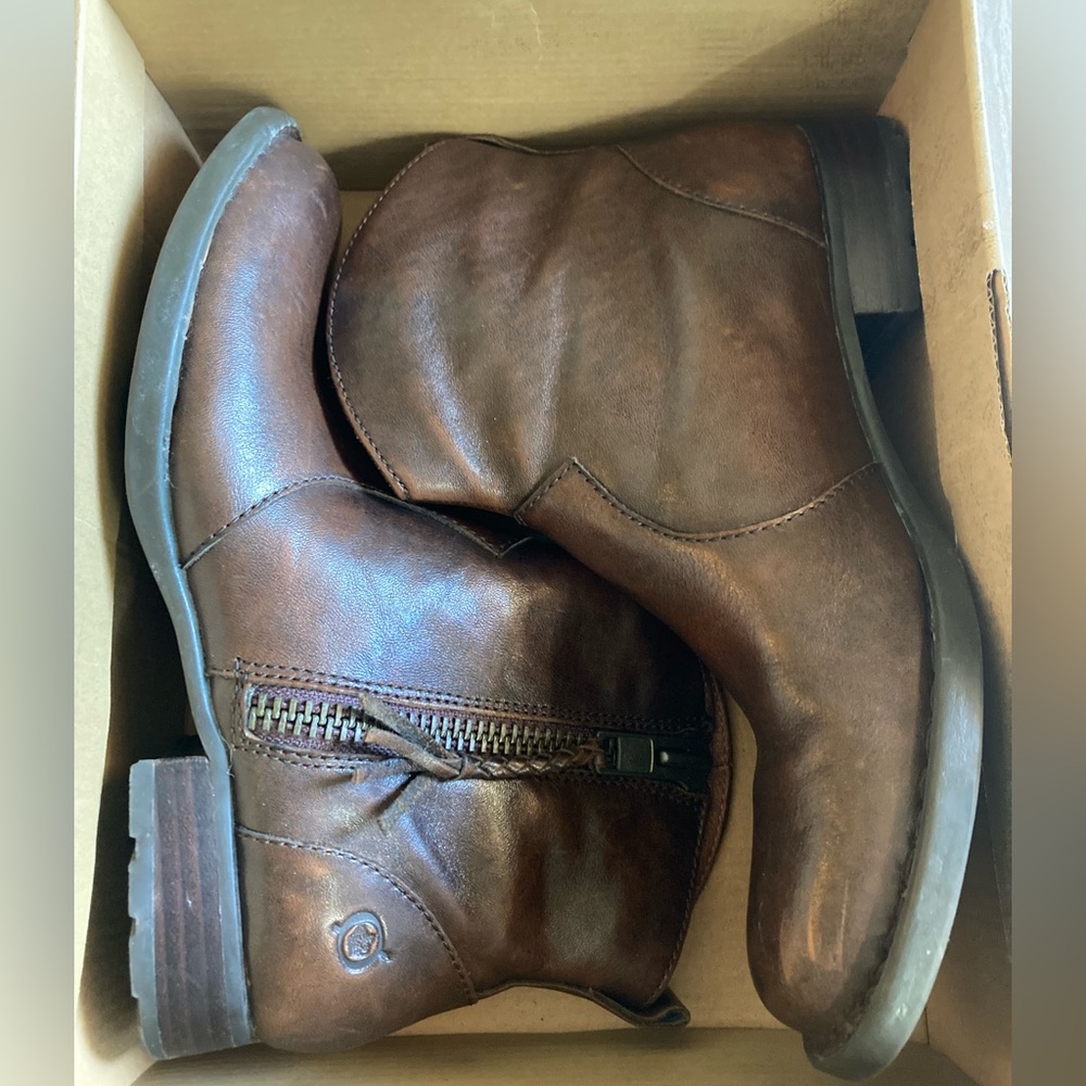 Born Gilly Tan Women’s Brown Leather Boots Size 6.5